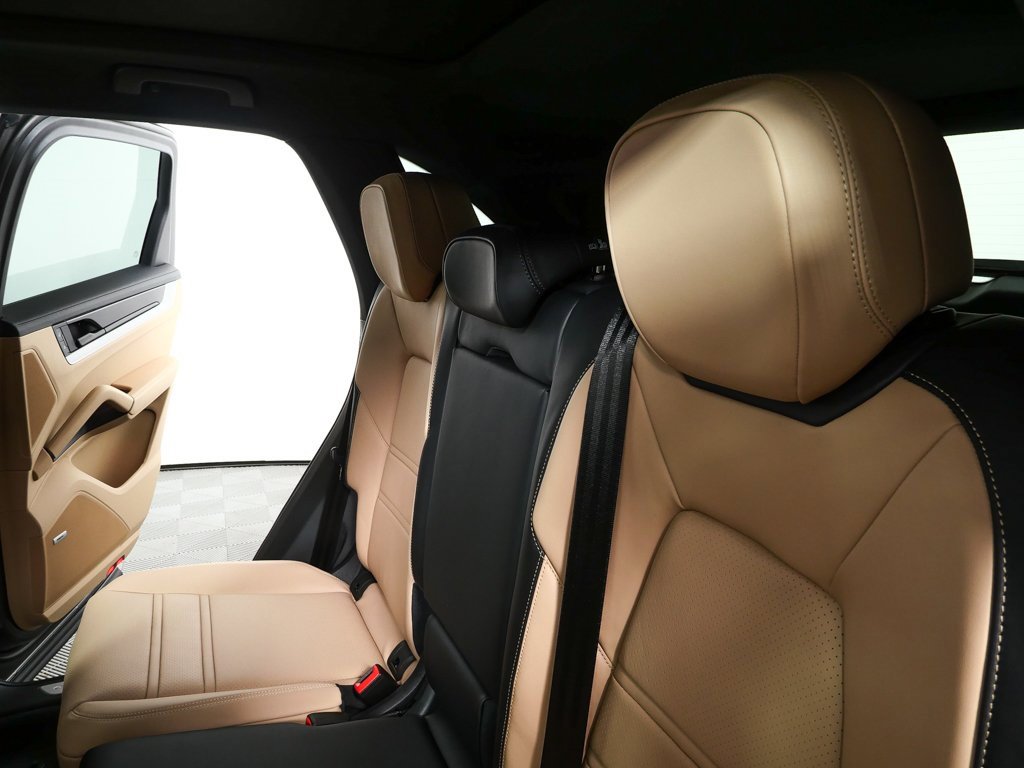 New 2026 Porsche Cayenne S image 22