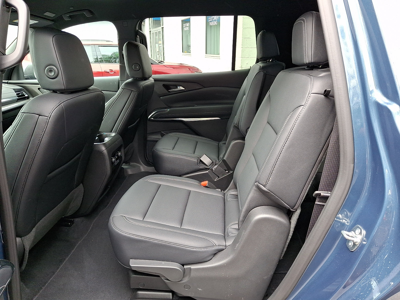 Certified 2026 Chevrolet Traverse LT AWD/4WD image 11