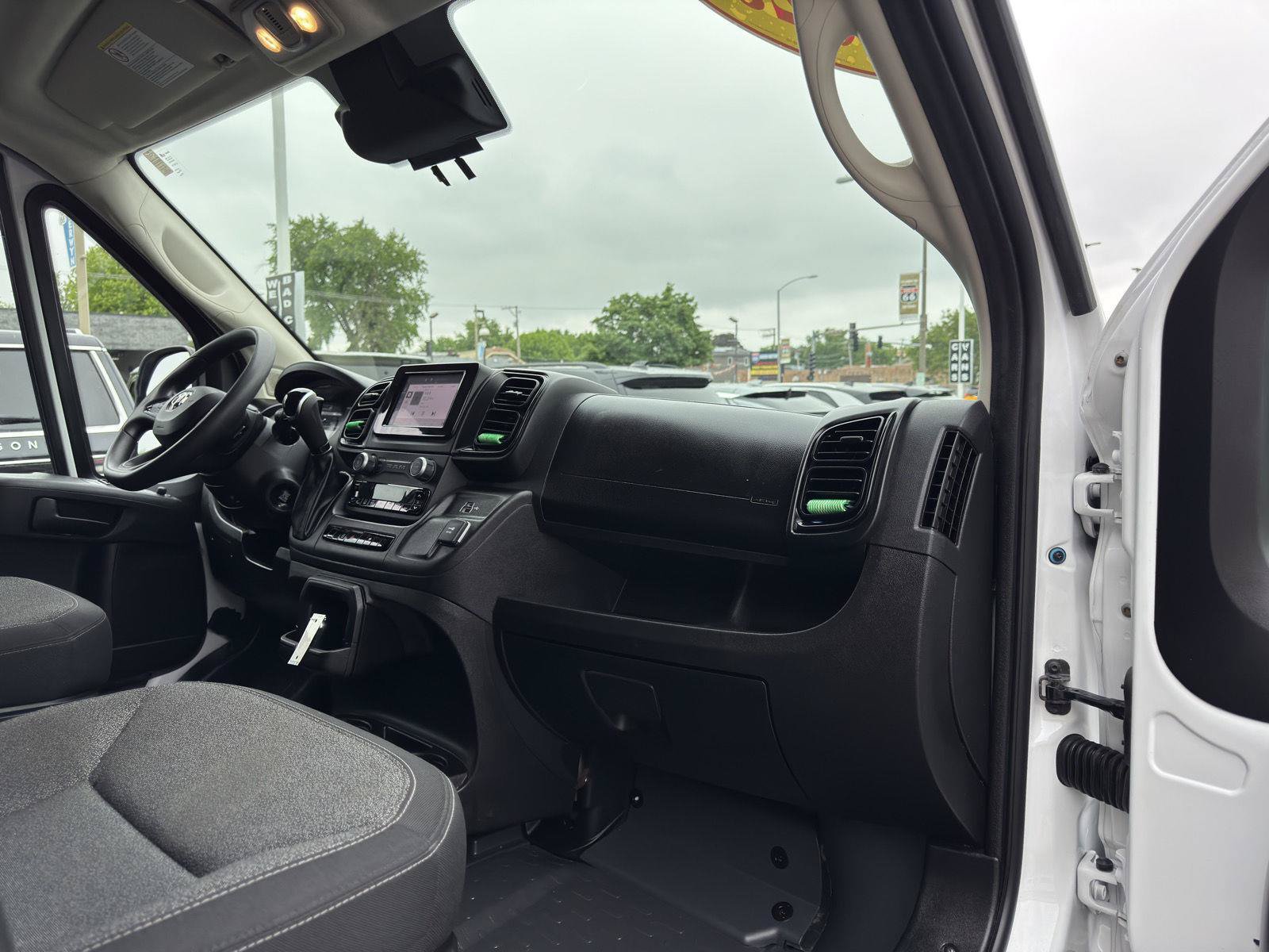 Used 2025 RAM ProMaster 2500 w/ Convenience Group FWD image 36