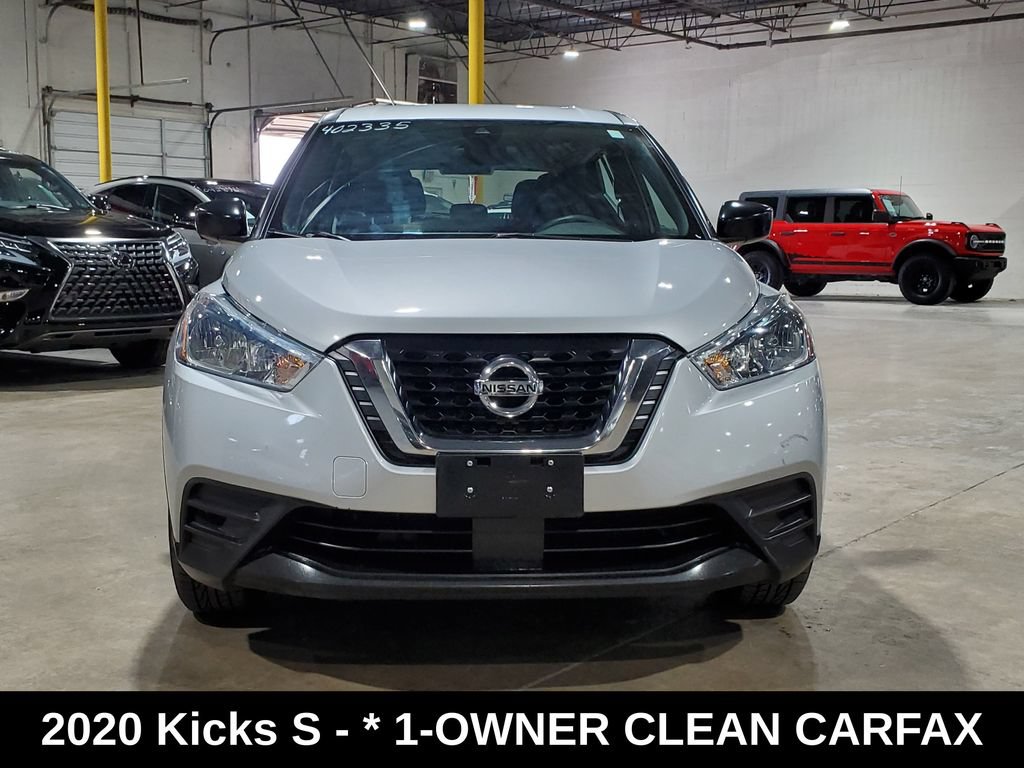 Used 2020 Nissan Kicks S FWD image 2