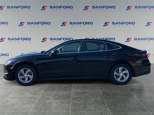 Used 2021 Hyundai Sonata SE image 2