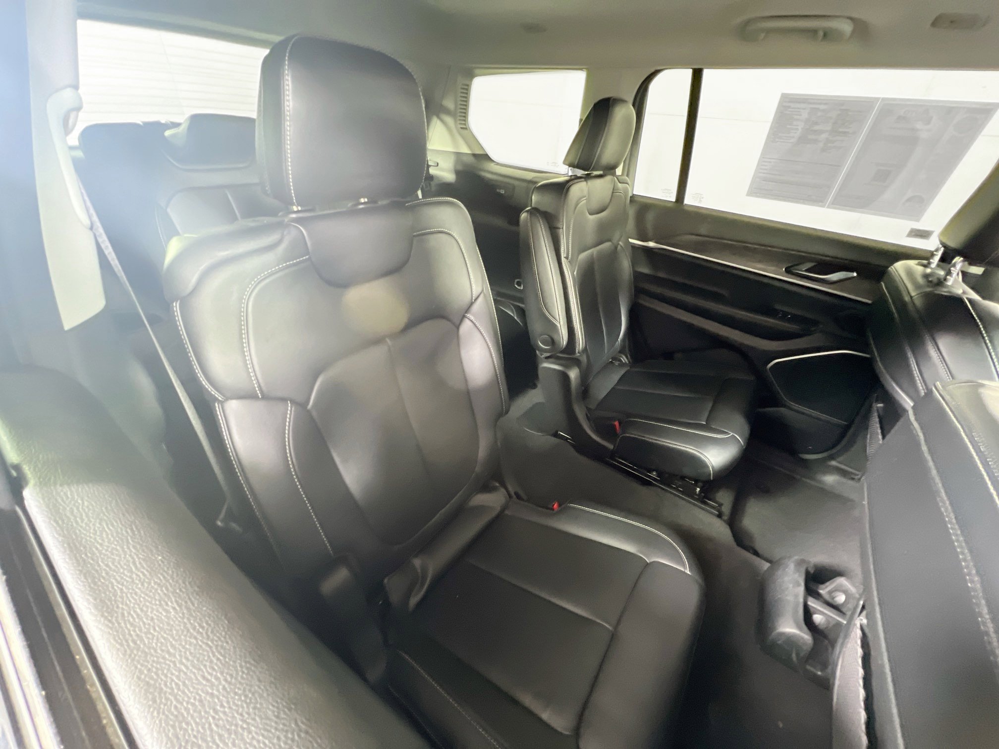 Used 2021 Jeep Grand Cherokee L Limited image 28