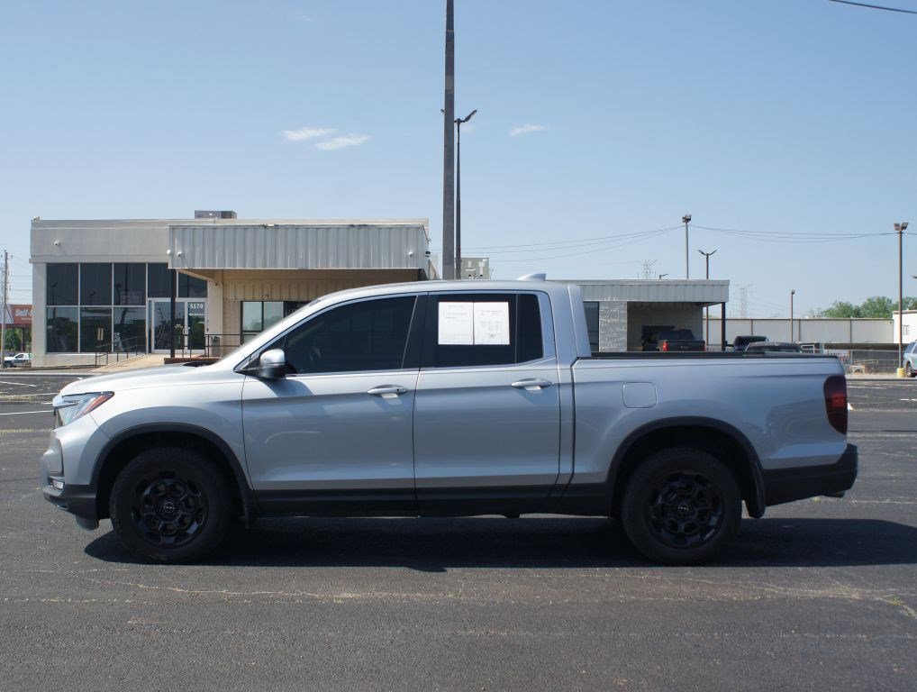 Used 2025 Honda Ridgeline RTL+ image 13