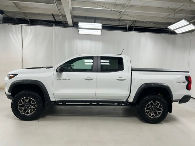 Certified 2024 Chevrolet Colorado ZR2 w/ ZR2 Convenience Package III AWD/4WD image 8
