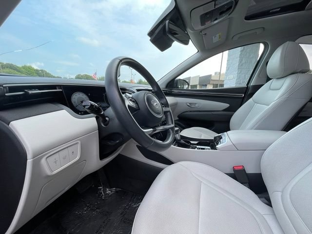 Used 2023 Hyundai Tucson SEL w/ Convenience Package AWD/4WD image 11