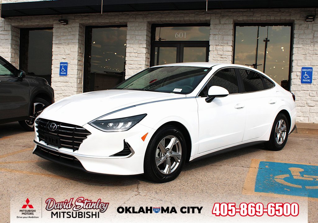 Used 2022 Hyundai Sonata SE w/ Preferred Accessory Package