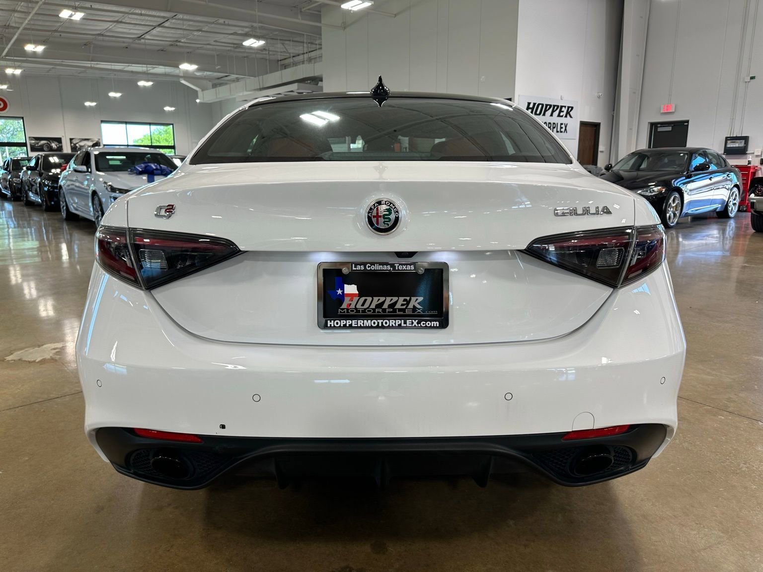 Used 2024 Alfa Romeo Giulia Veloce image 7