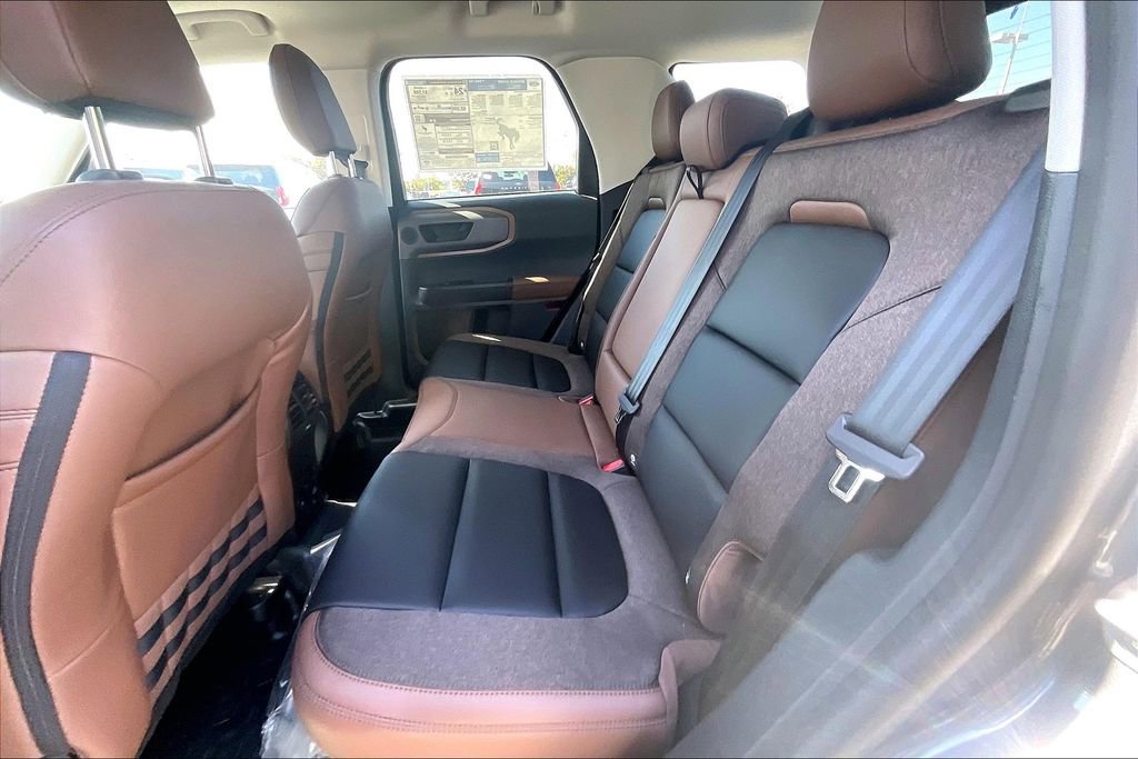 New 2025 Ford Bronco Sport Outer Banks w/ Sasquatch Outer Banks Package image 10