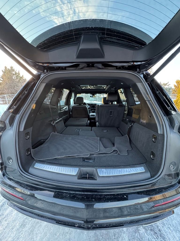 Used 2024 Cadillac XT6 Sport image 28