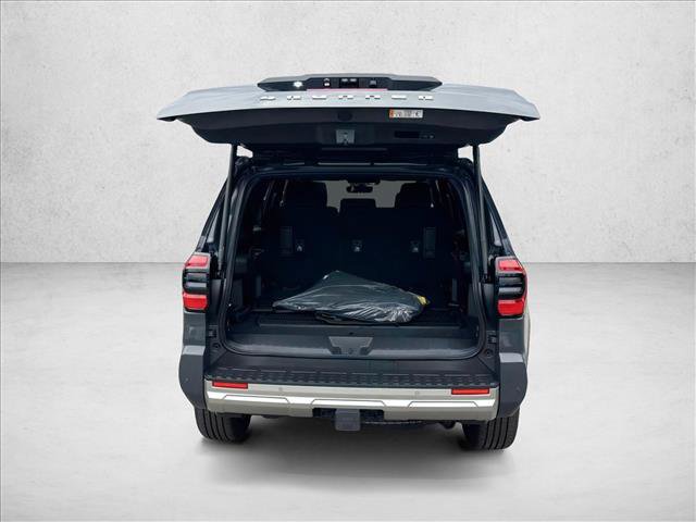 Certified 2025 Toyota 4Runner Limited w/ Tow Technology Package AWD/4WD image 7