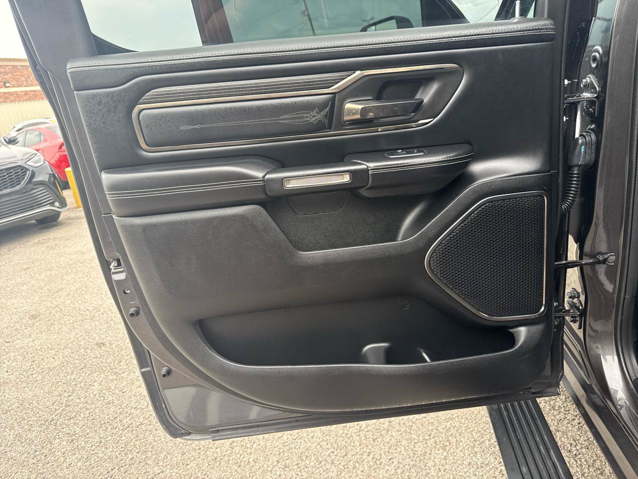 Used 2019 RAM 1500 Limited w/ Advanced Safety Group AWD/4WD image 17