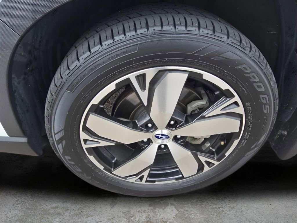 Used 2019 Subaru Forester Touring image 9