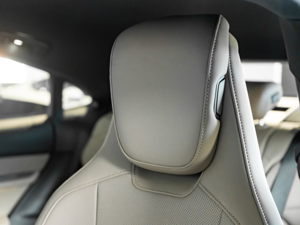 New 2026 Porsche Taycan image 17