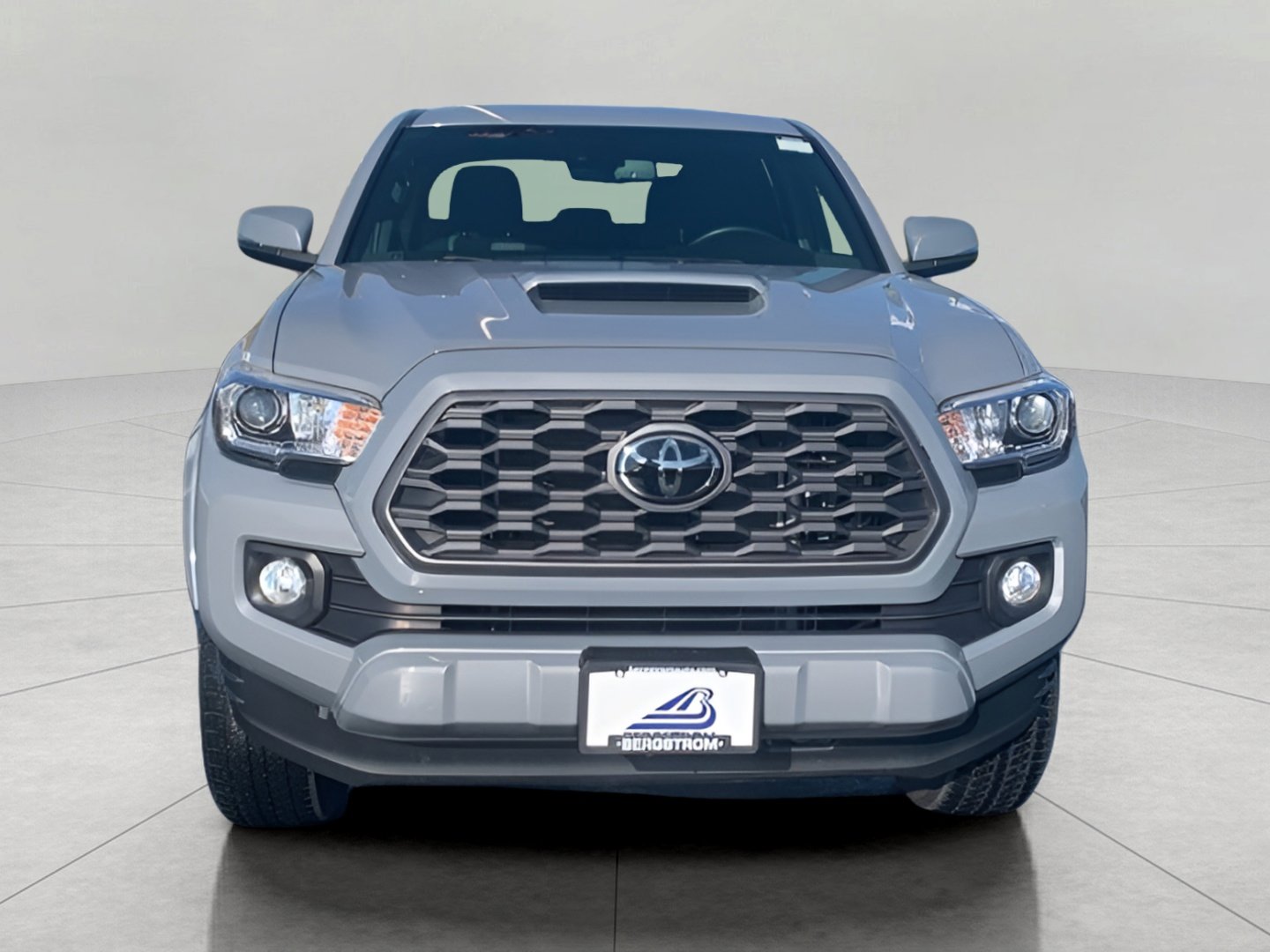 Used 2021 Toyota Tacoma TRD Sport AWD/4WD image 3