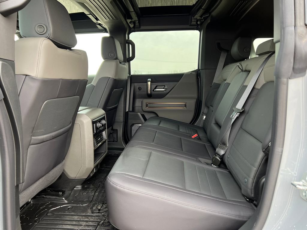 New 2025 GMC Hummer EV 2X image 5