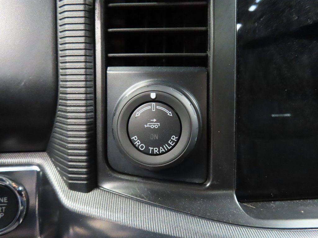 Used 2025 Ford F150 Platinum w/ FX4 Off-Road Package image 49