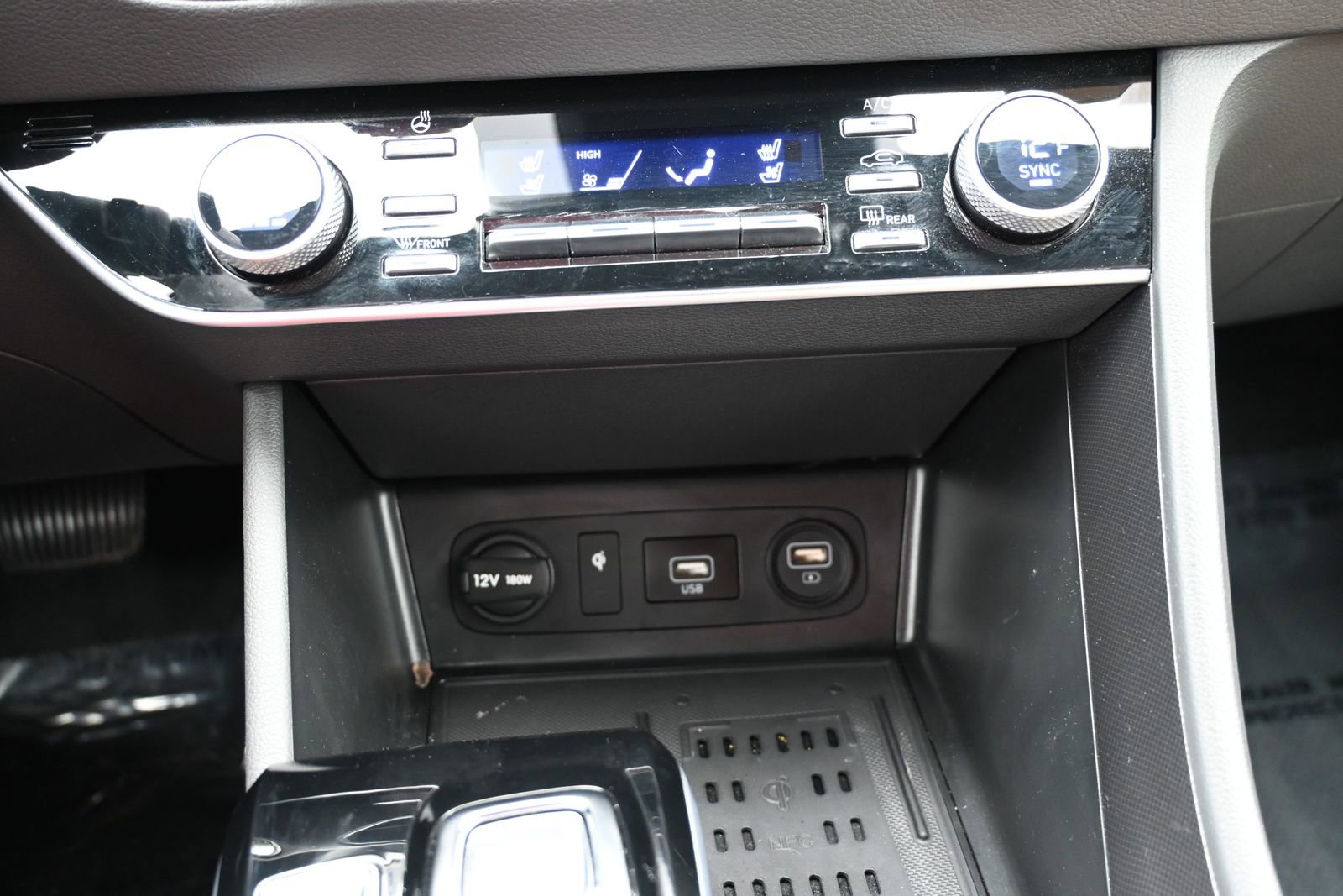 Used 2023 Hyundai Sonata Limited w/ Cargo Package image 15