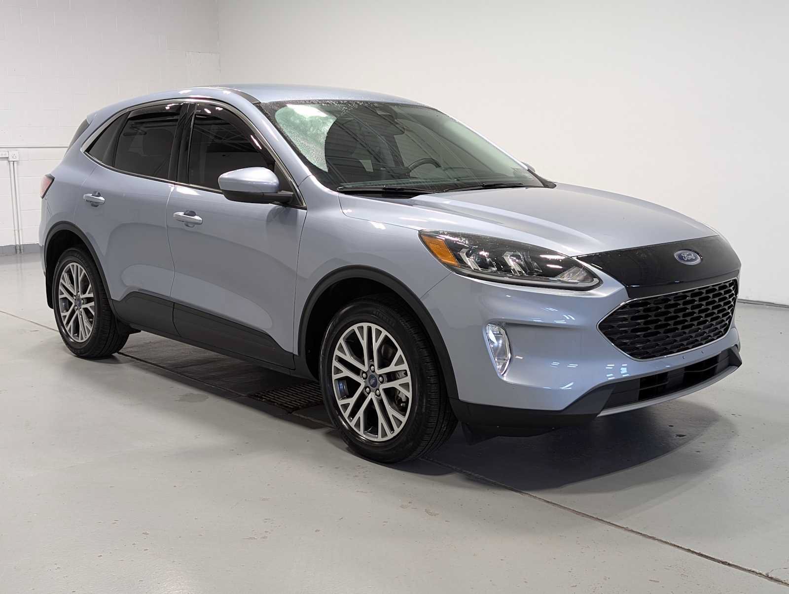 Used 2022 Ford Escape SEL w/ Technology Package AWD/4WD image 6