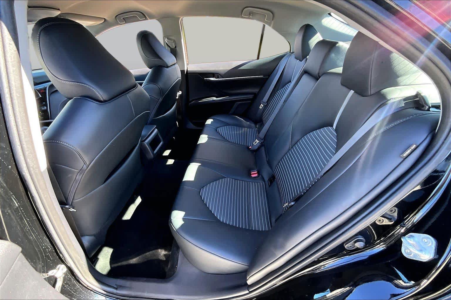 Used 2024 Toyota Camry SE w/ Cold Weather Package AWD/4WD image 19