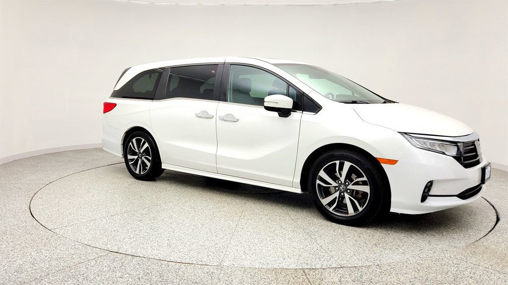 Used 2021 Honda Odyssey Touring image 3