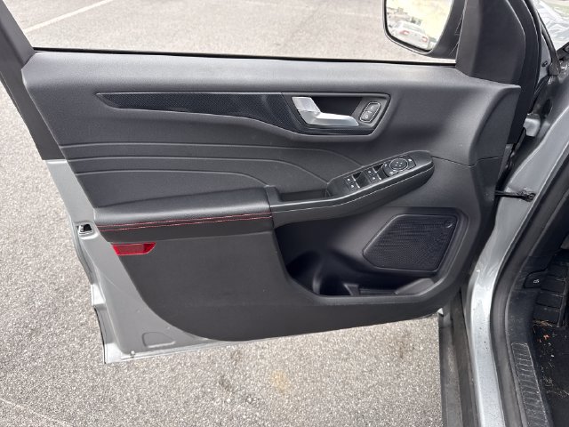 Used 2024 Ford Escape ST-Line w/ Tech Pack #1 AWD/4WD image 25