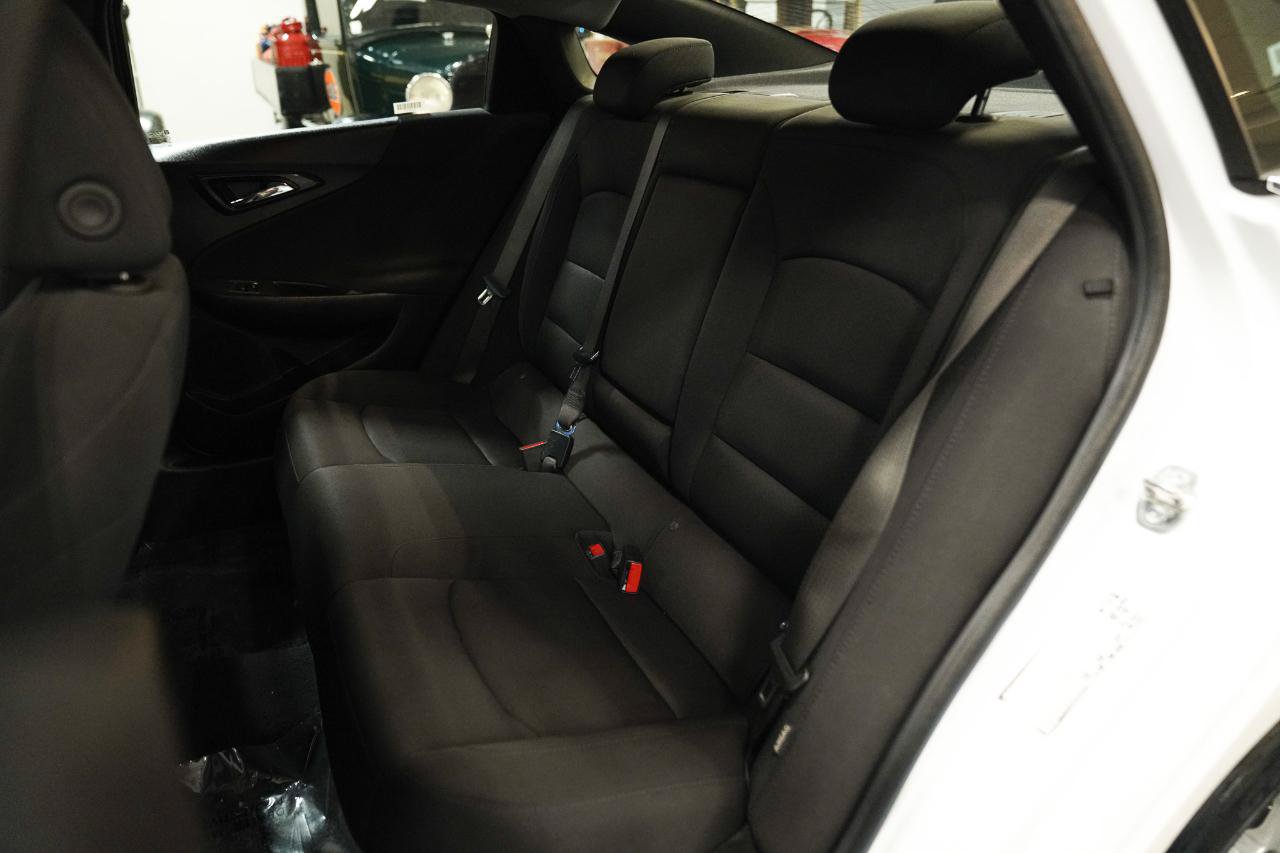 Used 2024 Chevrolet Malibu LT FWD image 24