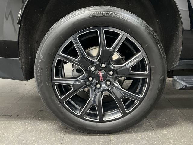 Certified 2023 GMC Yukon XL Denali w/ Denali Reserve Package image 34