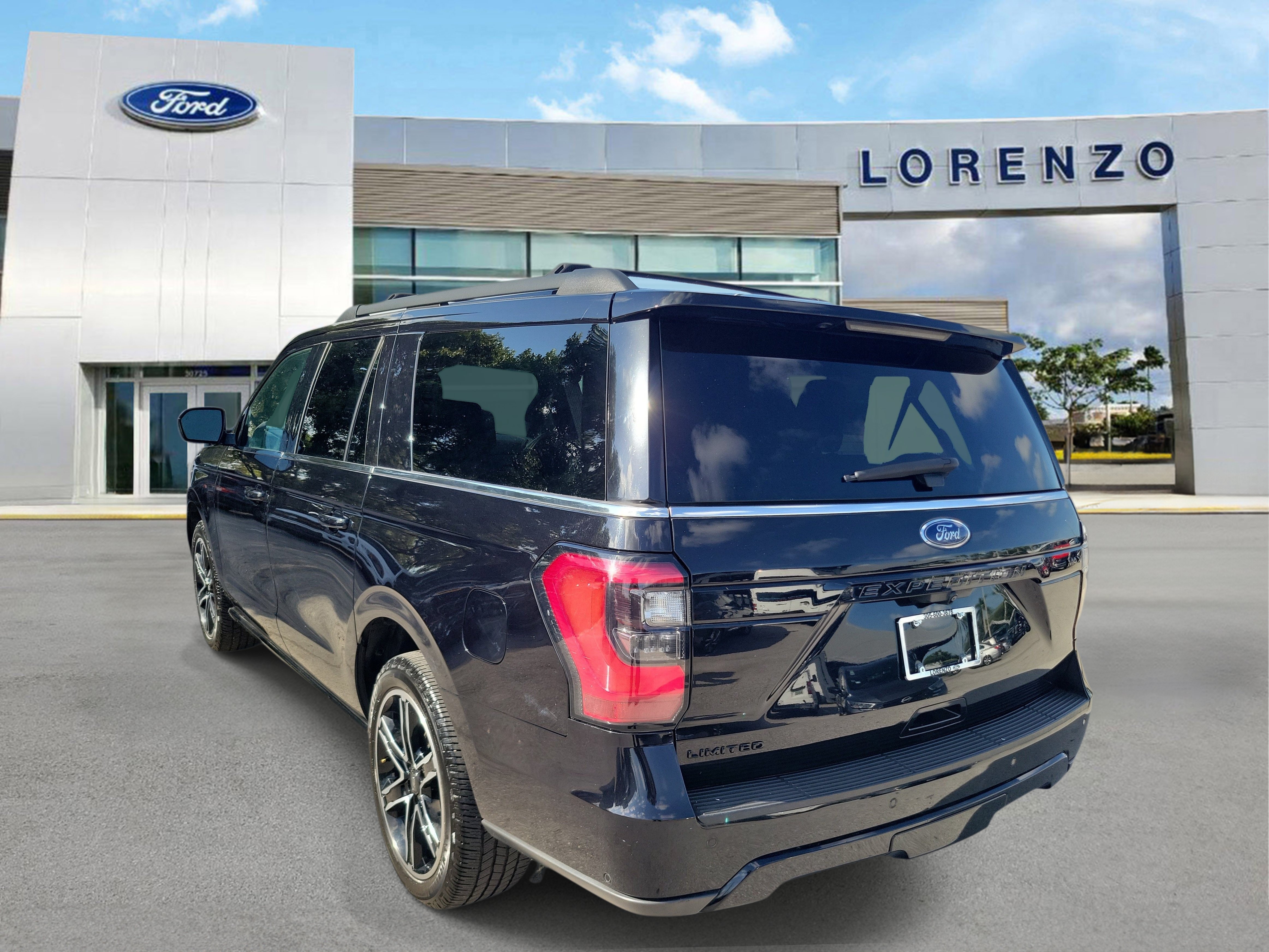 Used 2019 Ford Expedition Max Limited w/ Equipment Group 303A RWD image 7