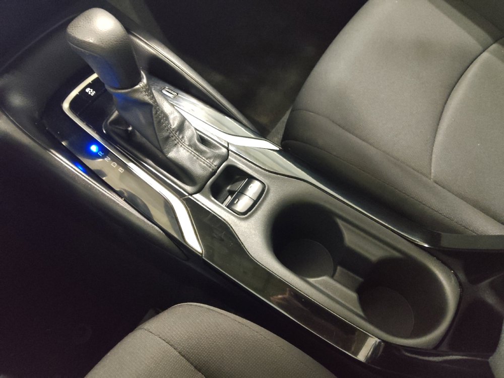 Used 2022 Toyota Corolla LE FWD image 26