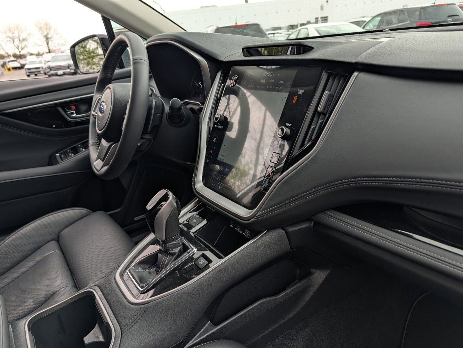 Used 2025 Subaru Outback Touring AWD/4WD image 25