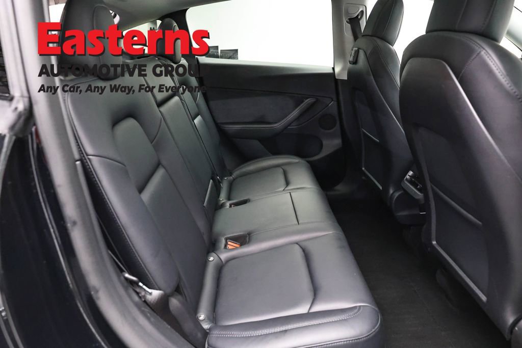Used 2022 Tesla Model Y Long Range AWD/4WD image 17