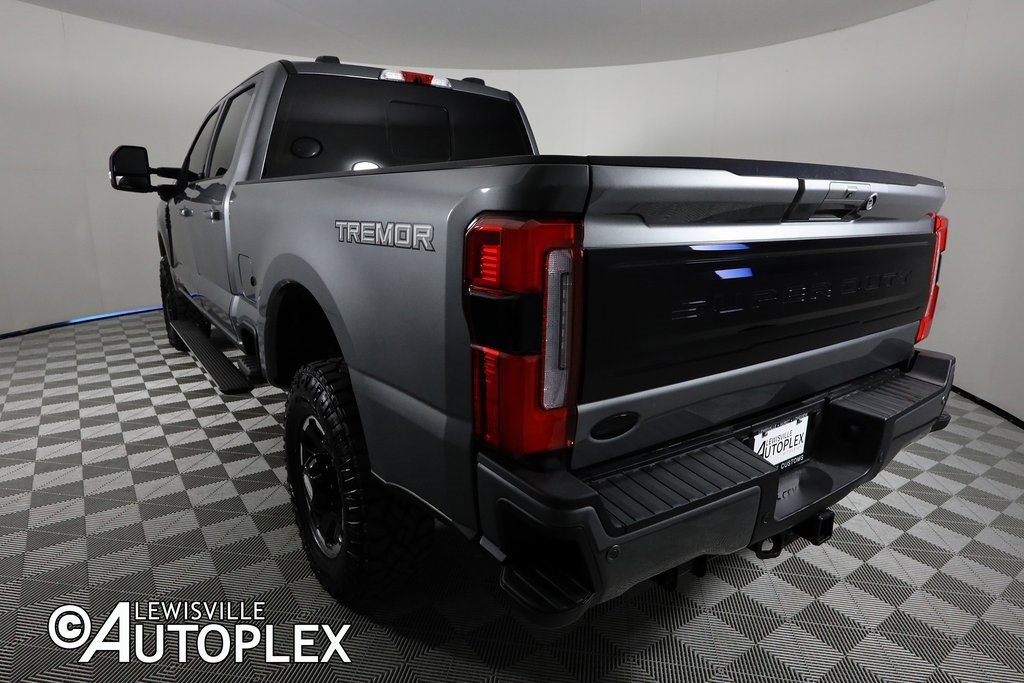 Used 2025 Ford F250 Platinum w/ Tremor Off-Road Package image 10
