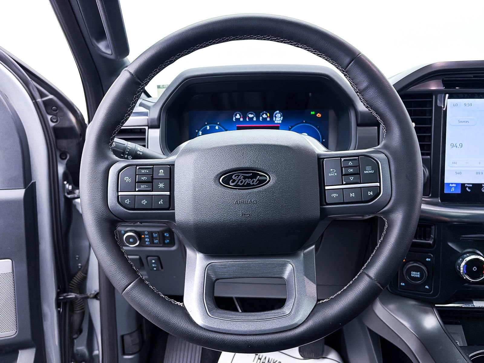 Used 2025 Ford F150 Lariat image 33