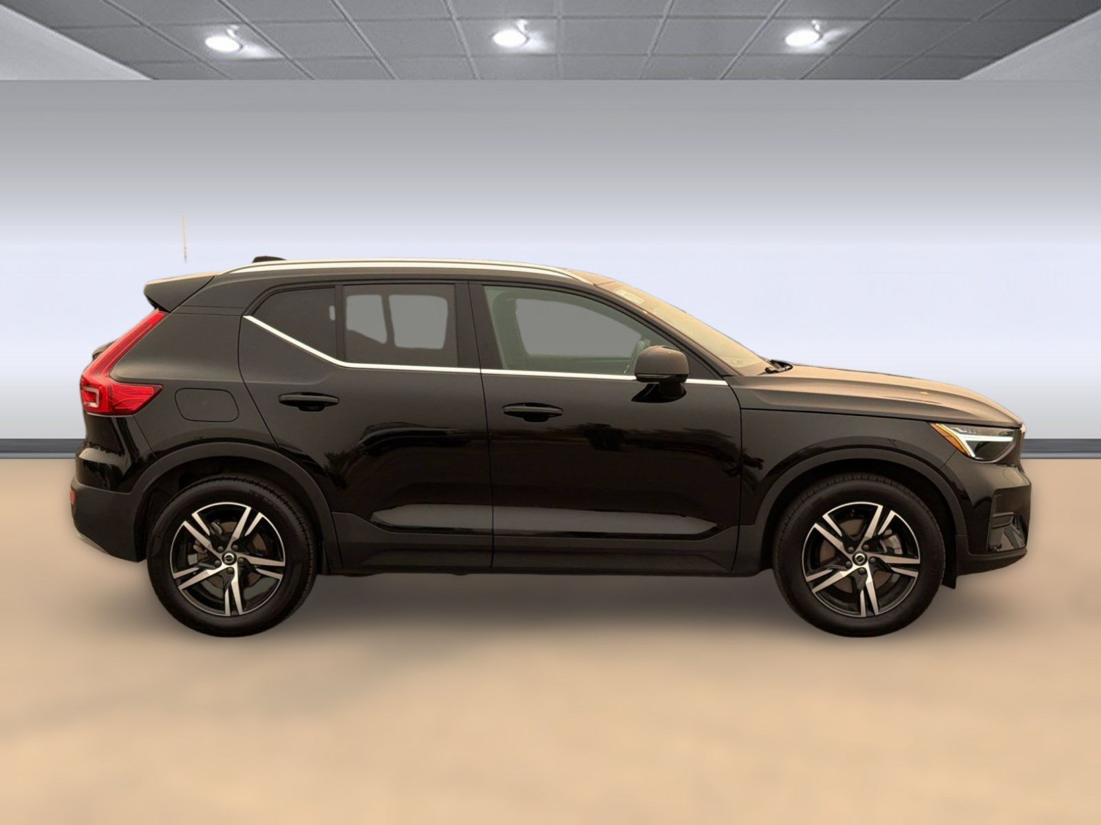 Used 2025 Volvo XC40 B5 Core AWD/4WD image 8