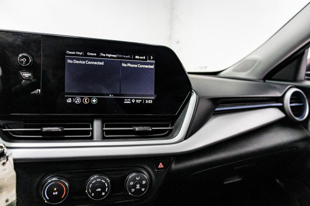 Used 2024 Chevrolet Trax LS image 15