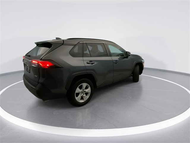 Used 2020 Toyota RAV4 XLE image 4
