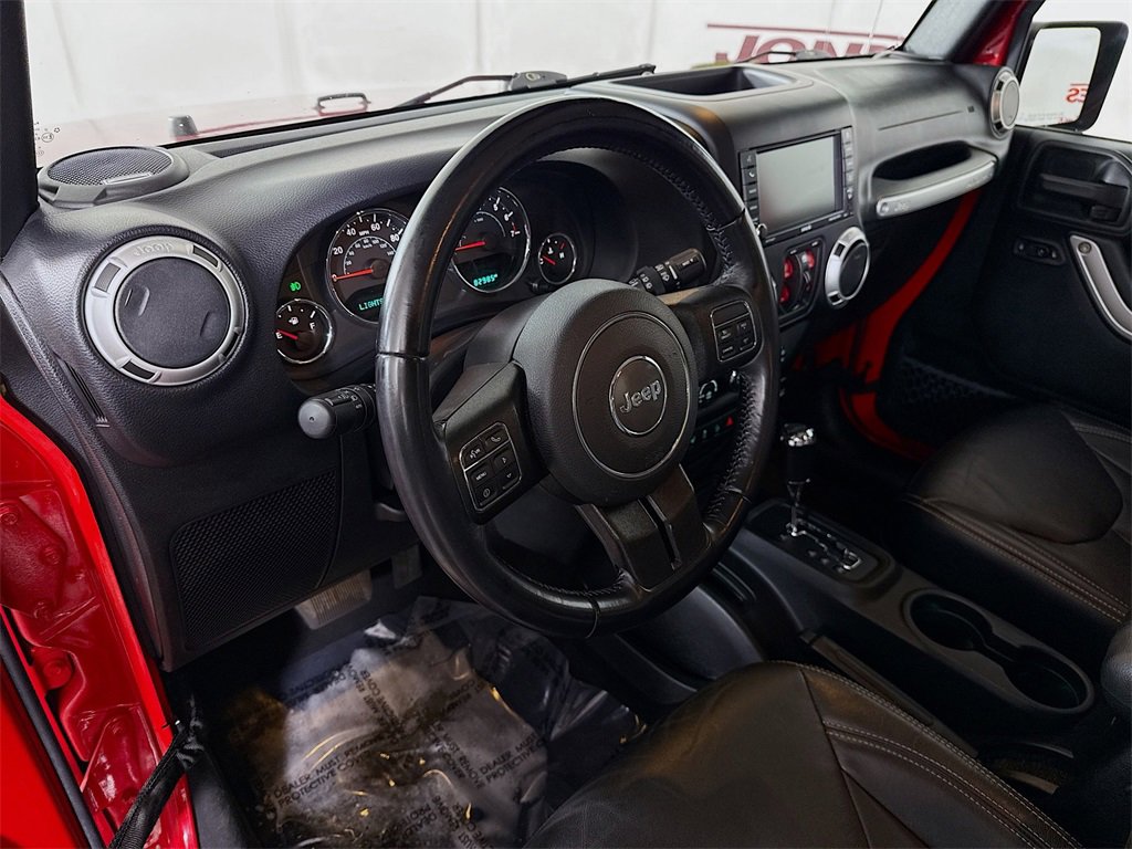 Used 2018 Jeep Wrangler Unlimited Sahara w/ Max Tow Package image 15