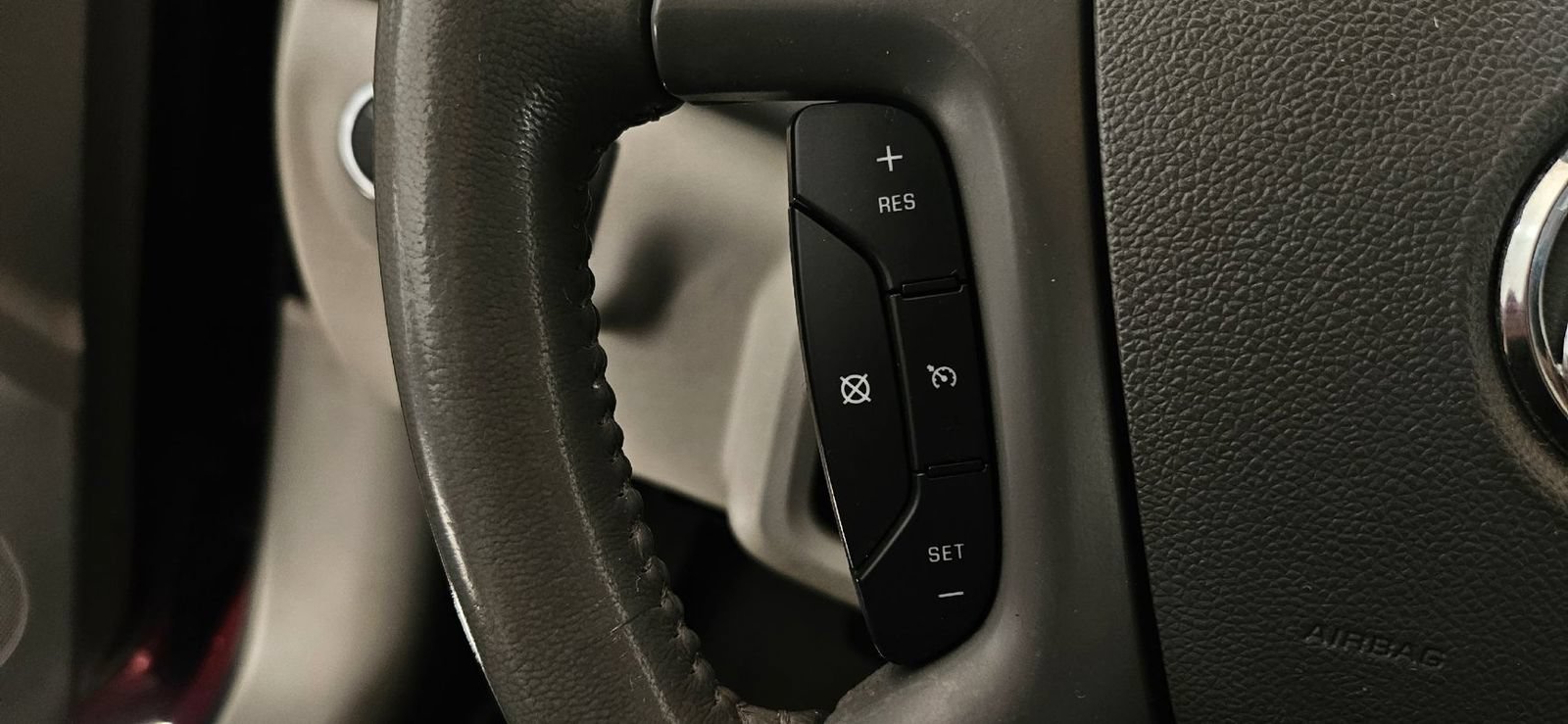Used 2012 Buick Enclave Leather AWD/4WD image 11