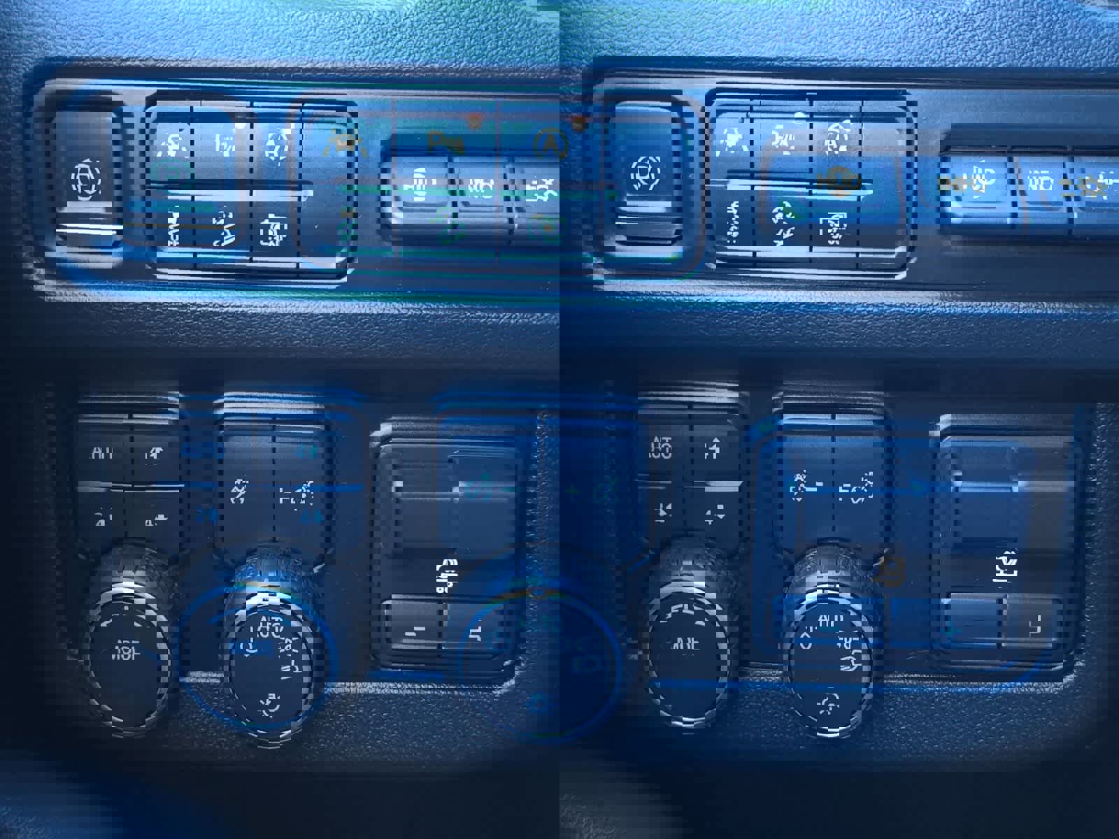 Used 2023 Chevrolet Tahoe Premier image 31