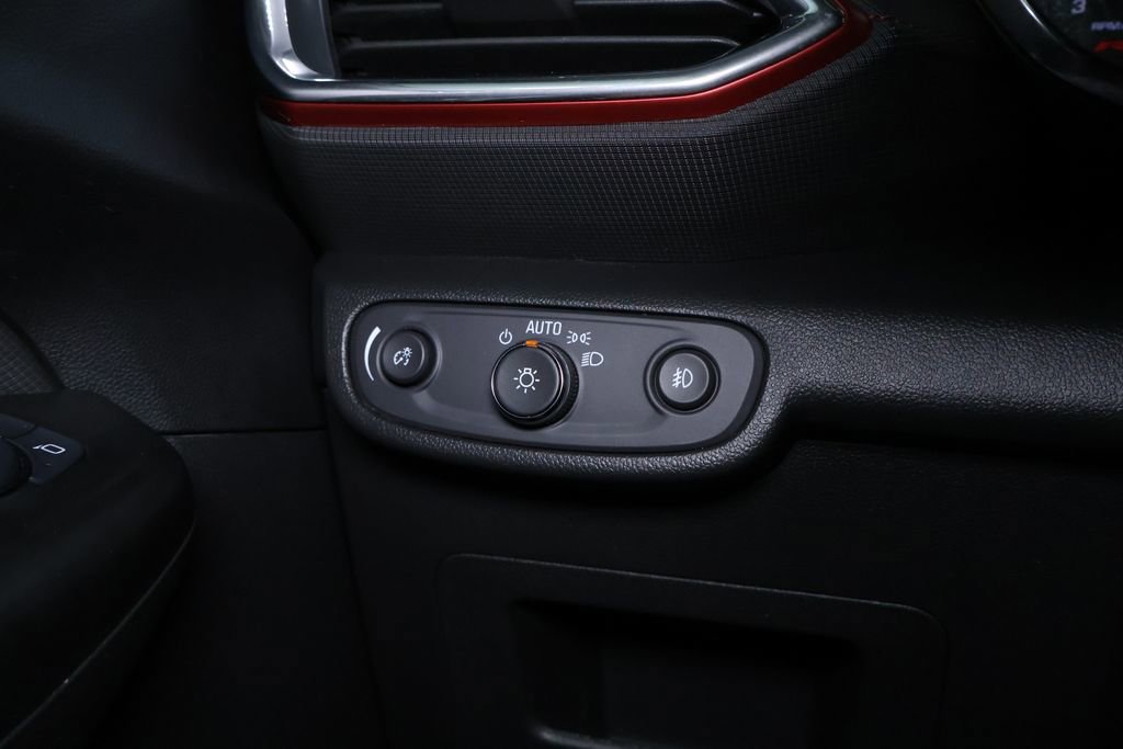 Used 2023 Chevrolet TrailBlazer RS image 25