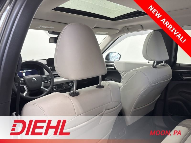 Used 2024 Mitsubishi Outlander SEL image 18