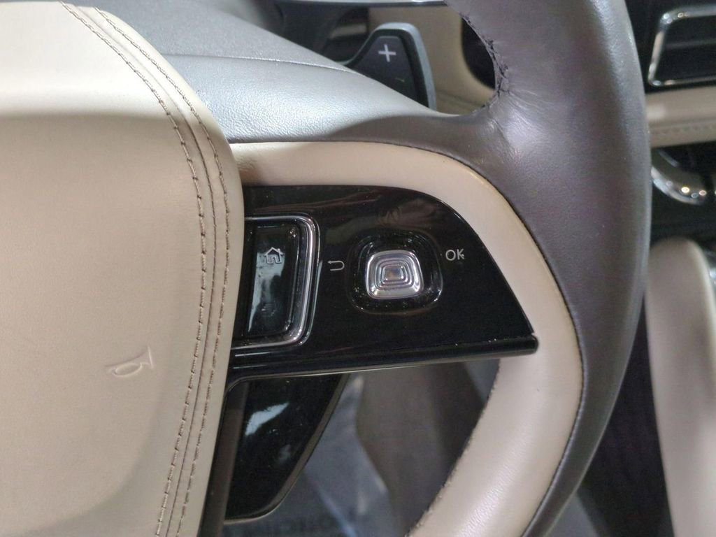 Certified 2023 Lincoln Aviator Reserve w/ Equipment Group 201A image 21