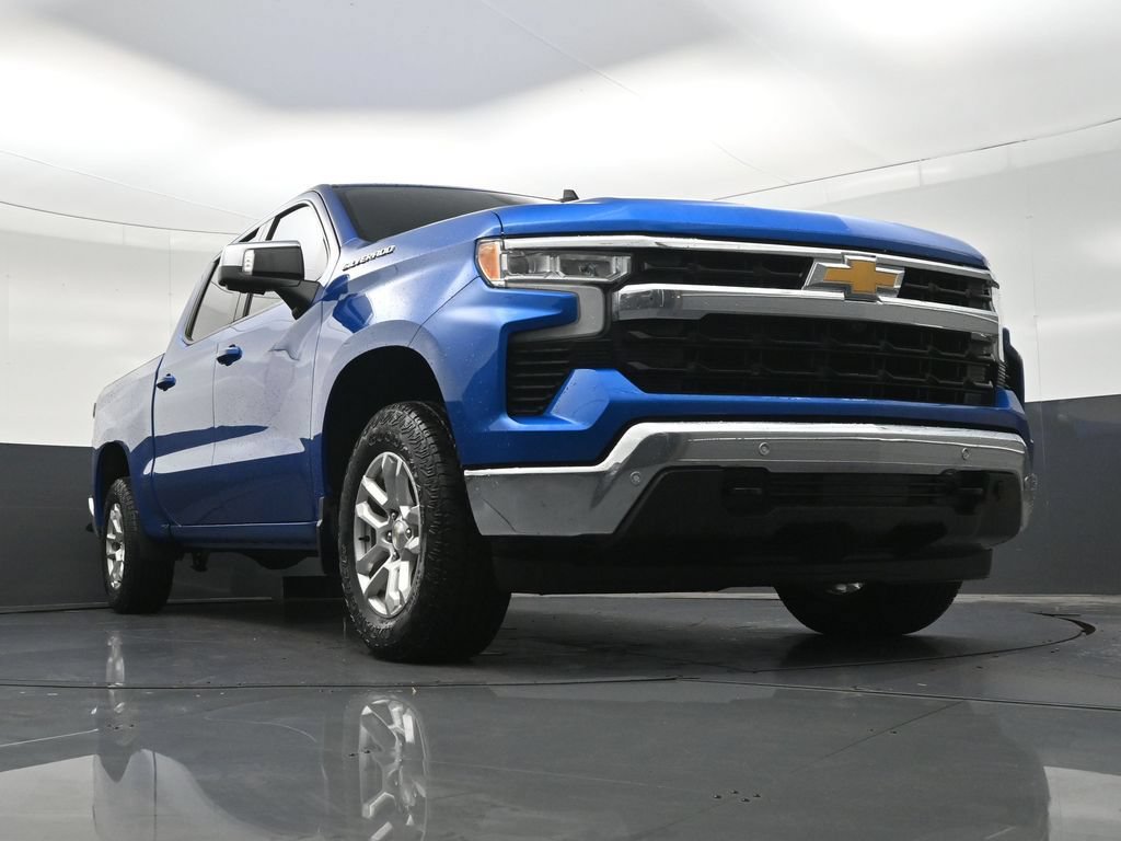 Used 2024 Chevrolet Silverado 1500 LT w/ Safety Package AWD/4WD image 29