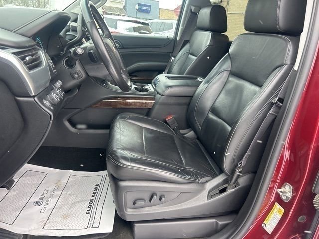 Used 2017 Chevrolet Suburban LT w/ Luxury Package image 20