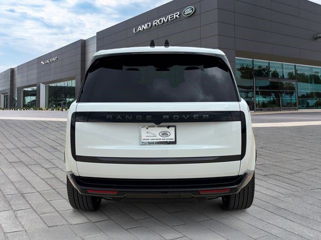 New 2026 Land Rover Range Rover Long Wheelbase SE AWD/4WD image 4