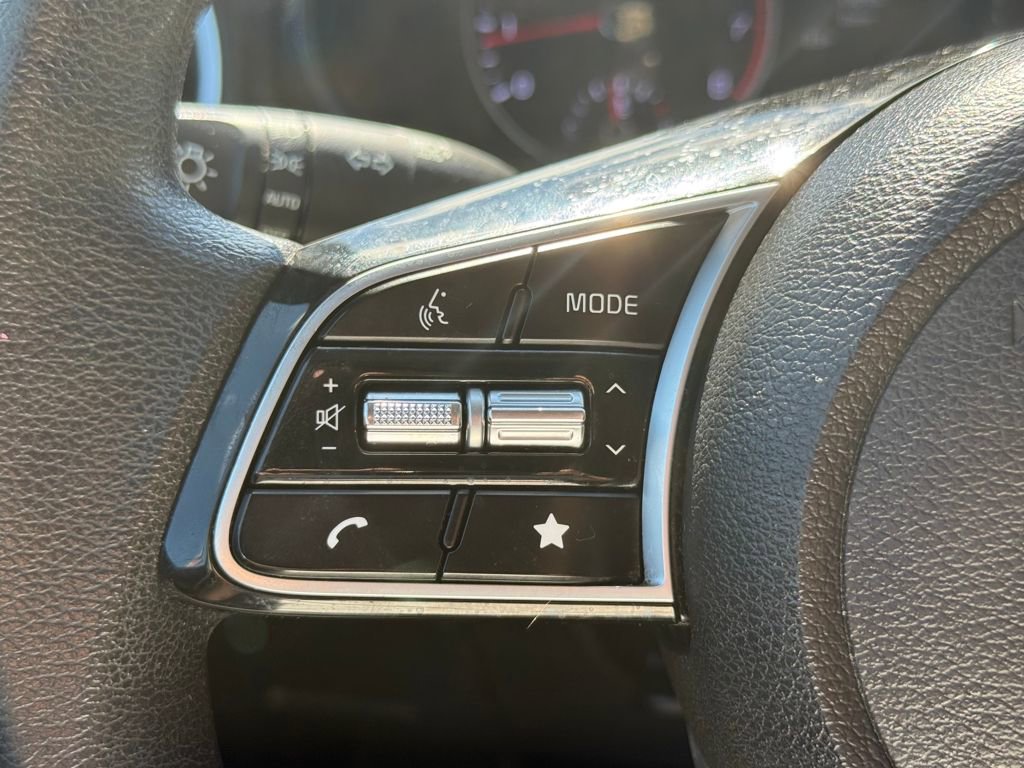 Used 2023 Kia Forte LXS image 25