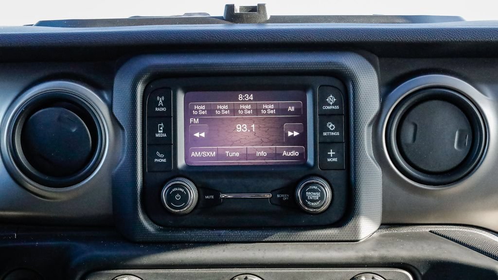 Used 2021 Jeep Gladiator Sport AWD/4WD image 17