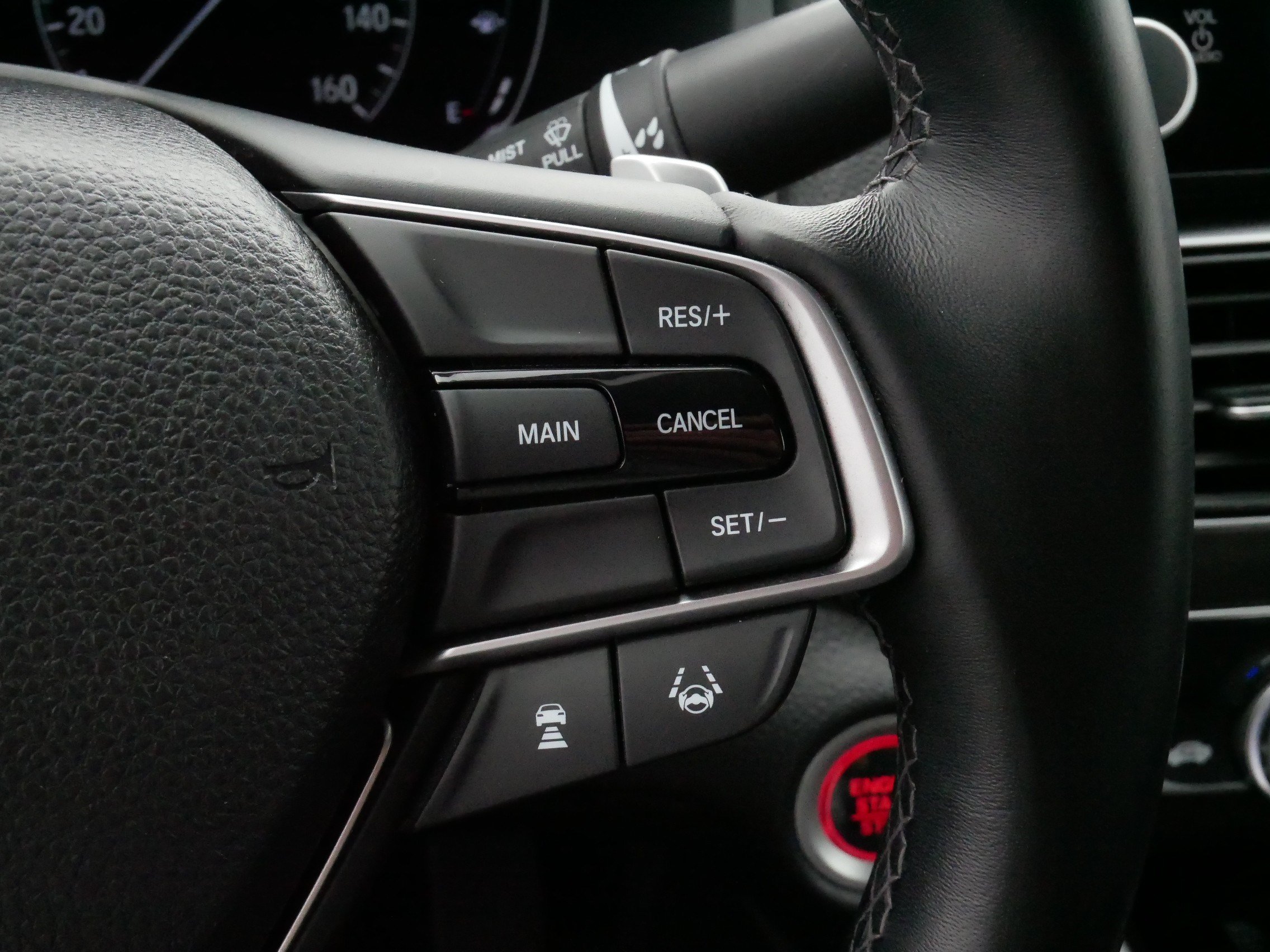 Used 2018 Honda Accord EX-L image 25