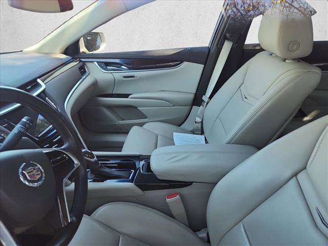 Used 2015 Cadillac XTS Luxury w/ Driver Awareness Package AWD/4WD image 10
