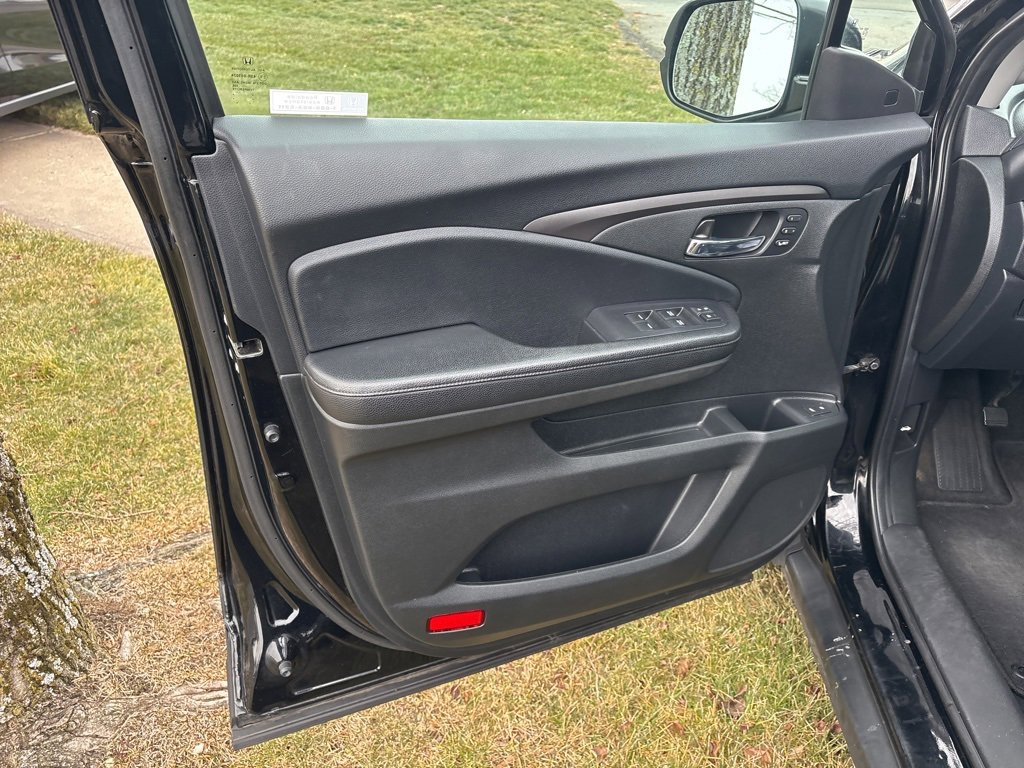 Used 2020 Honda Pilot EX-L image 11